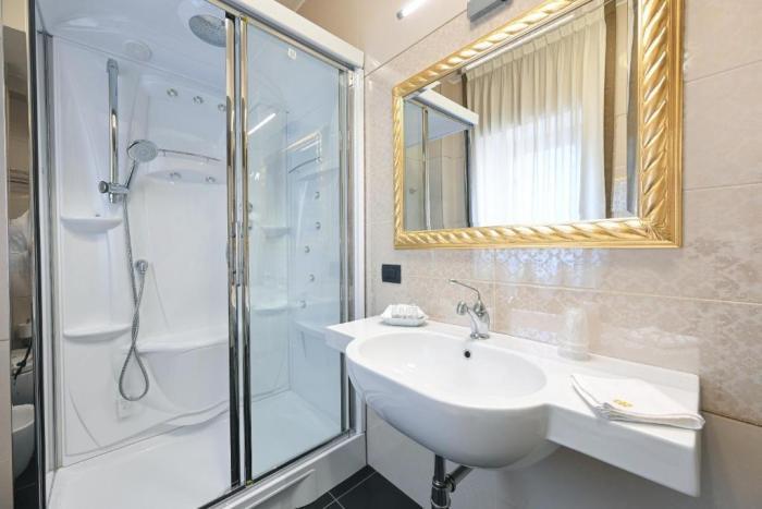 Hotel Mastrodattia Celano Szoba fotó