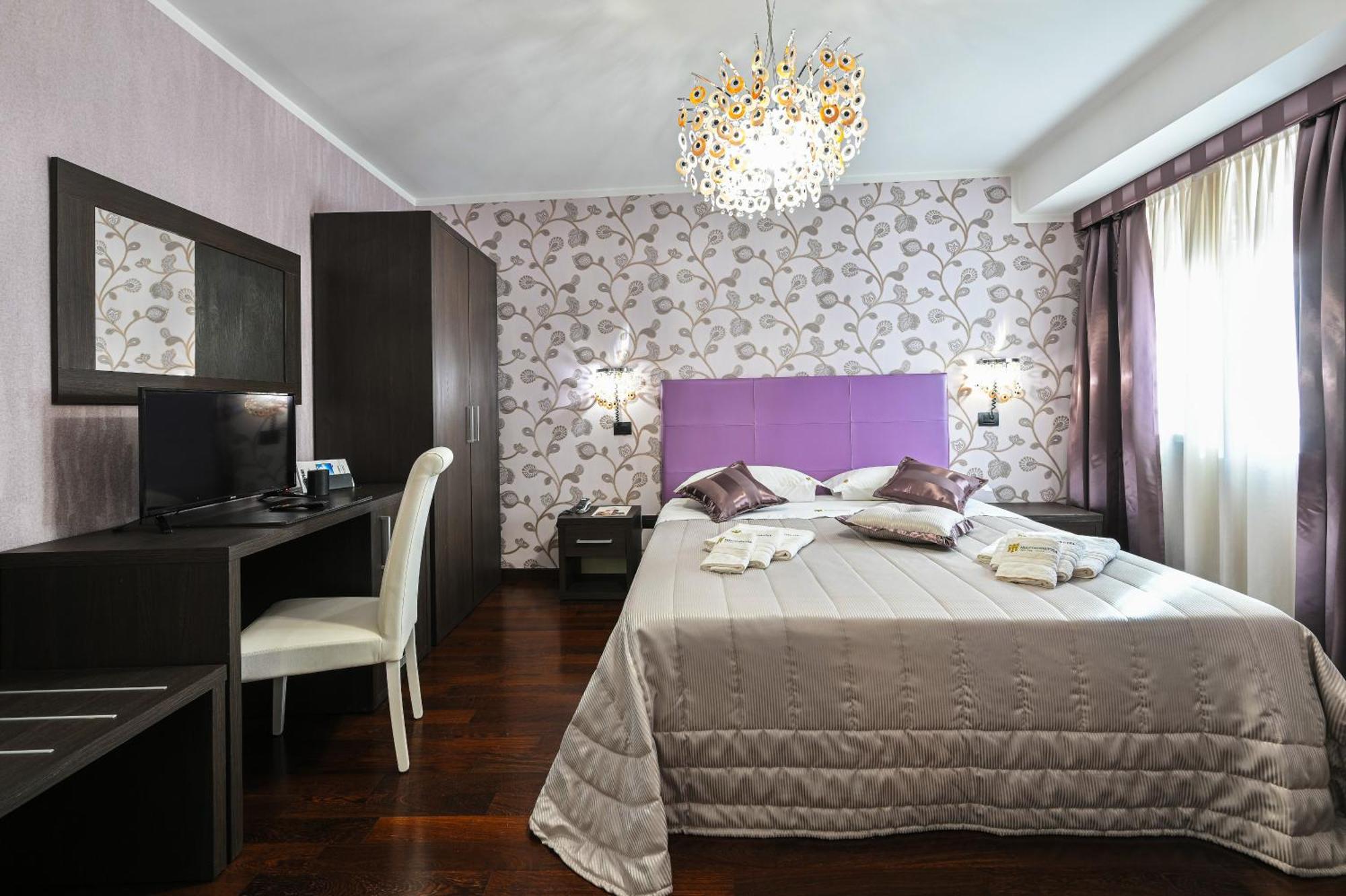 Hotel Mastrodattia Celano Kültér fotó